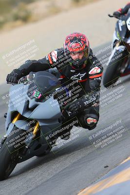 media/Jan-19-2024-Apex Assassins-CVMA Friday (Fri) [[74e94f2102]]/Trackday 1/Session 4 (Turn 6 Inside)/